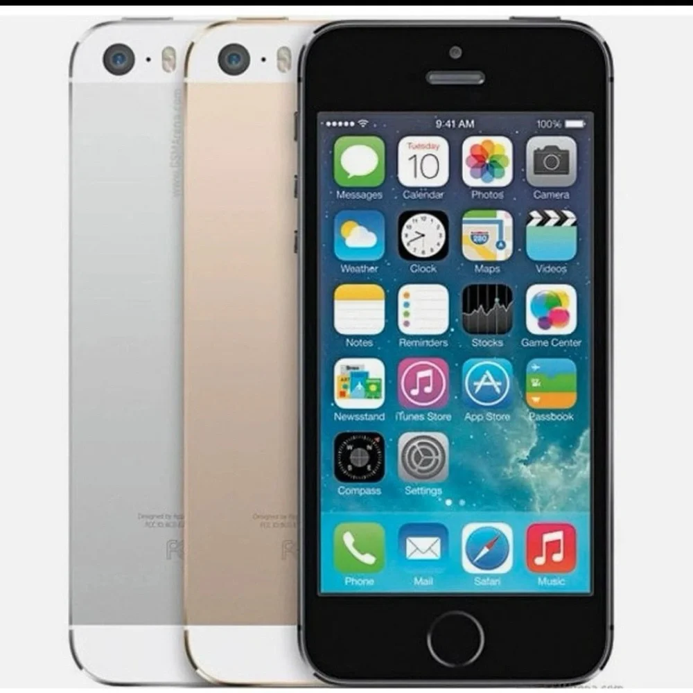 iPhone 5S in Black (16GB)